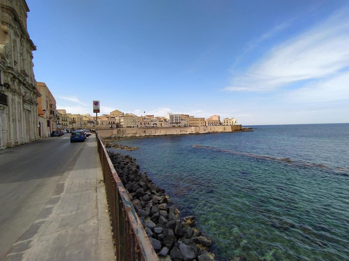 סירקוזה La Punta Di Ortigia Holiday Home מראה חיצוני תמונה